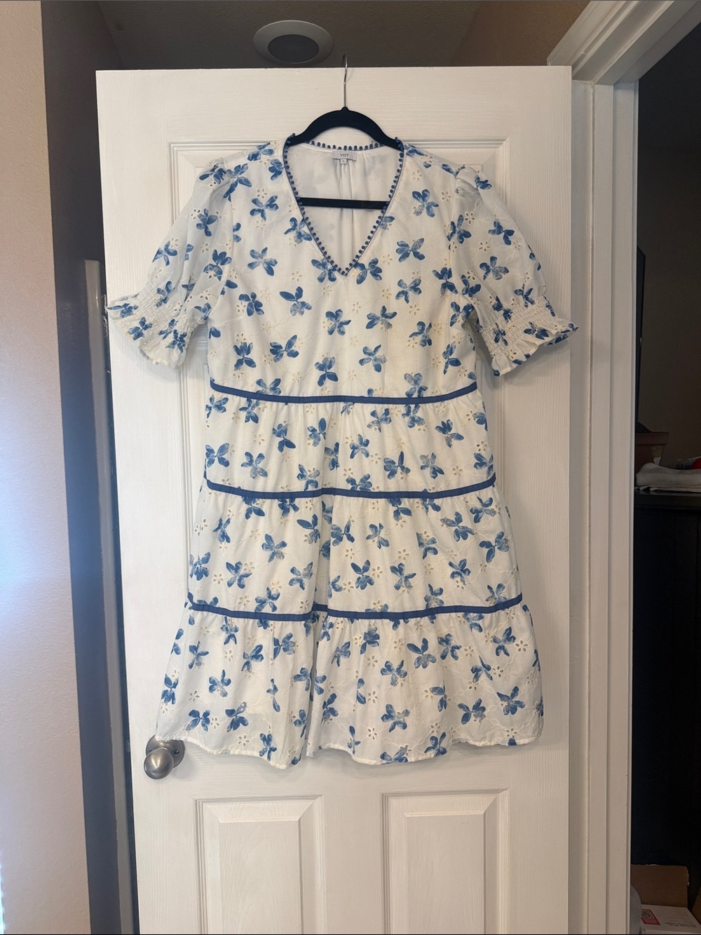 Blue Floral Tiered V-Neck Casual Dress